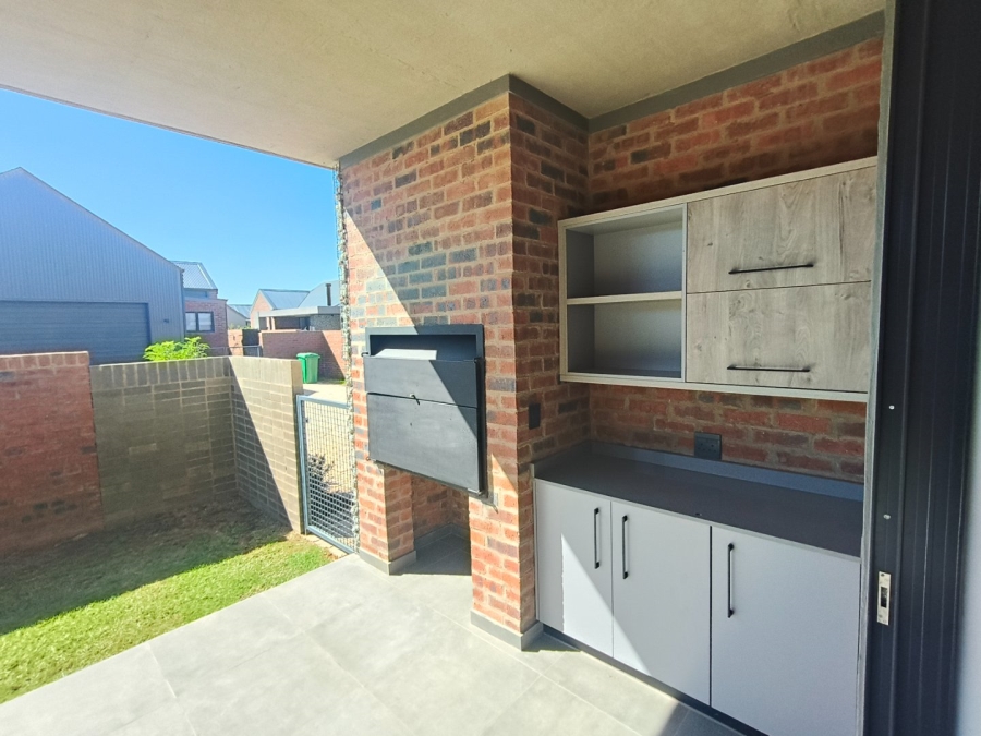 3 Bedroom Property for Sale in De Land Estate North West